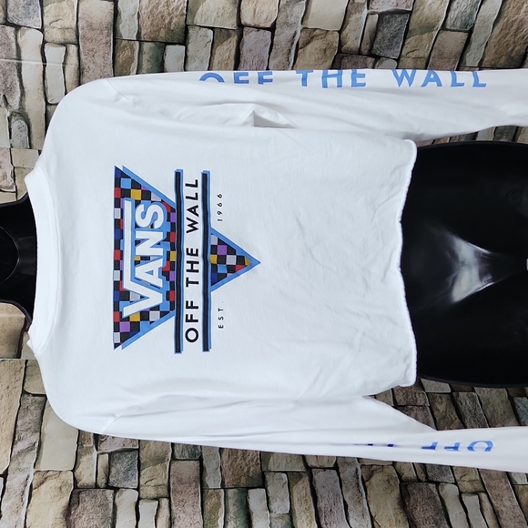 Vans Off The Wall White Long Sleeve Crop Graphic Tee - Picture 9 of 10